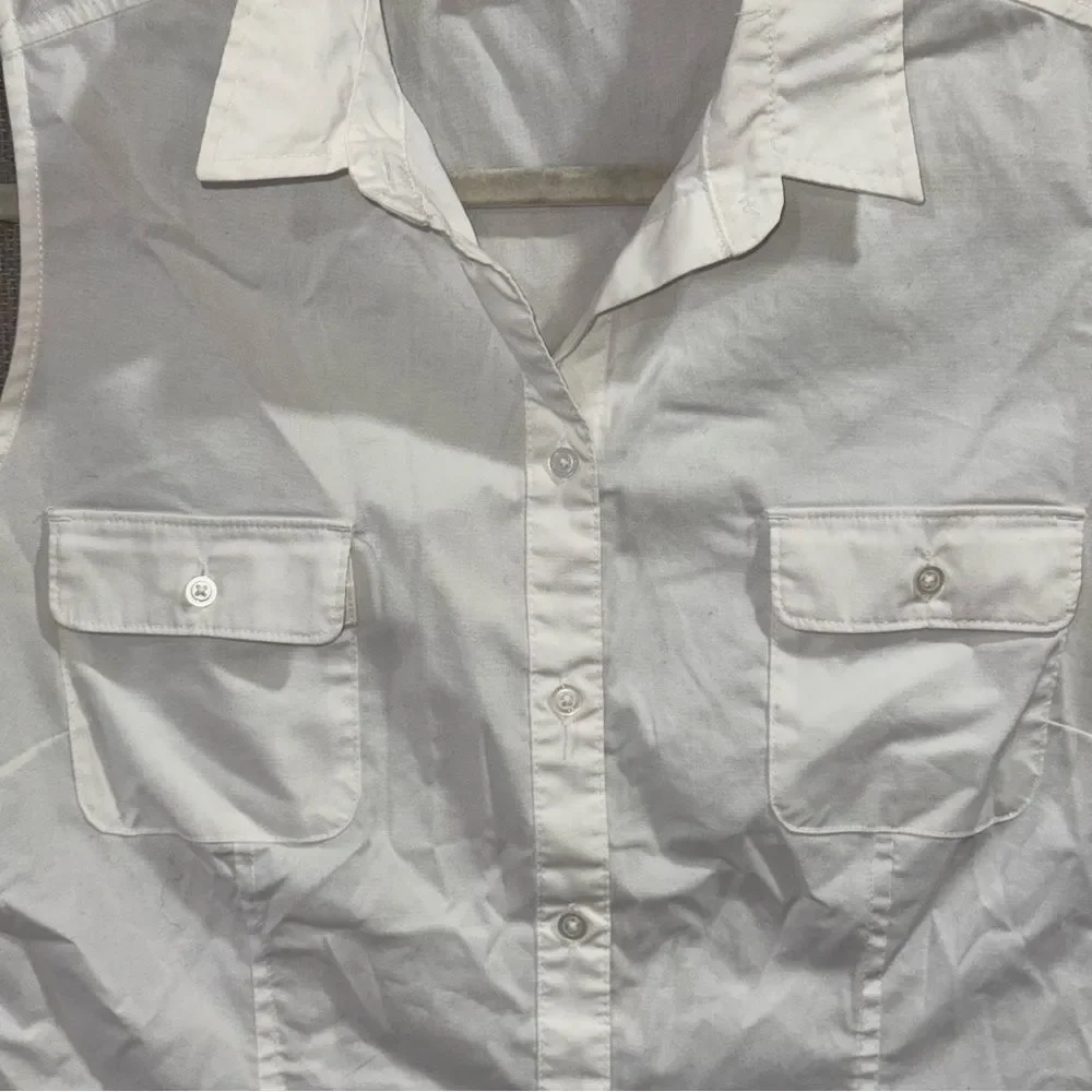 Riders by Lee size medium White Sleeveless Button-Down Shirt - Picture 4 of 5